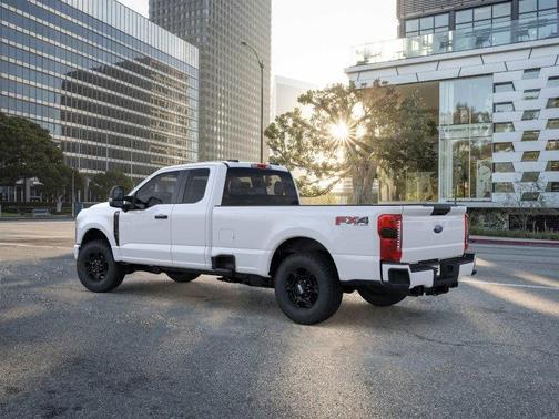 2025 Ford F-350 XL