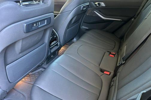 Jet Black 2022 BMW X5 PHEV xDrive45e