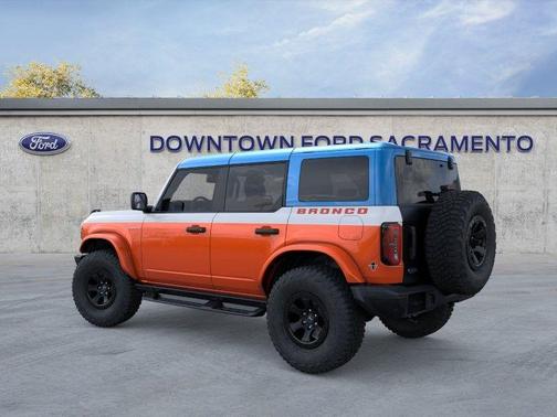 Oxford White 2026 Ford Bronco Stroppe Edition