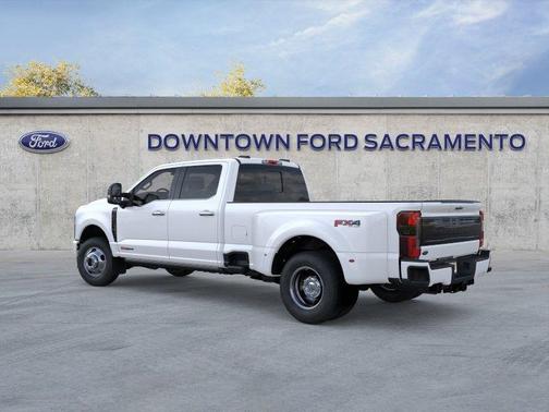 Star White Metallic Tri-Coat 2026 Ford F-350 Platinum