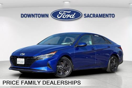 2022 Hyundai ELANTRA SEL