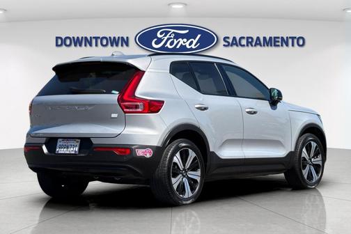 2023 Volvo XC40 Recharge Pure Electric Twin Plus