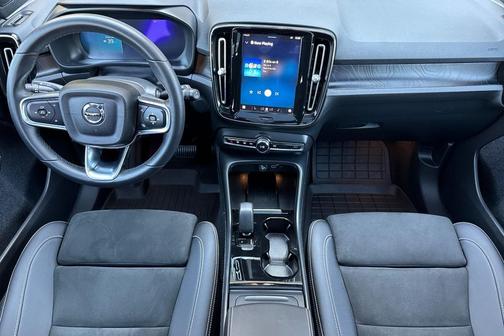 2023 Volvo XC40 Recharge Pure Electric Twin Plus