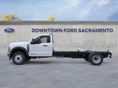 Oxford White 2025 Ford F-450 XL