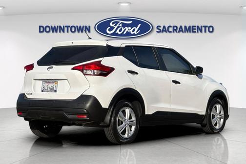 2020 Nissan Kicks S