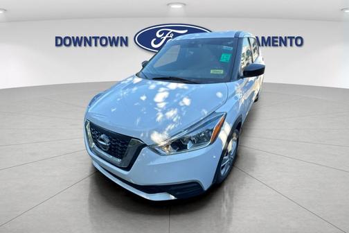 2020 Nissan Kicks S