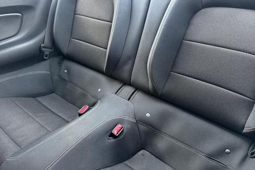 2015 Ford Mustang V6