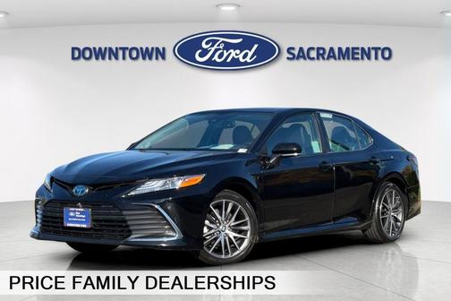 2024 Toyota Camry Hybrid XLE