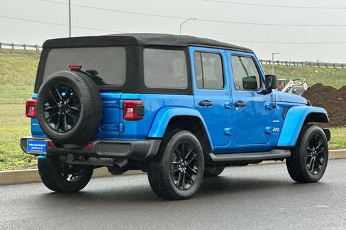 2022 Jeep Wrangler Unlimited 4xe Sahara