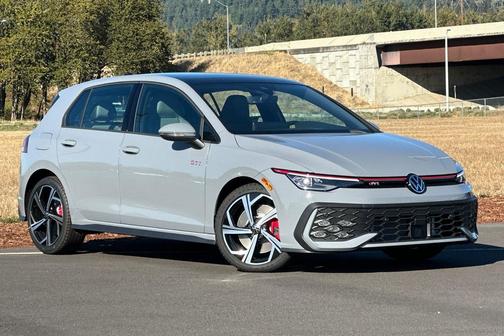 Moonstone 2025 Volkswagen Golf GTI 2.0T SE DSG Hatchback