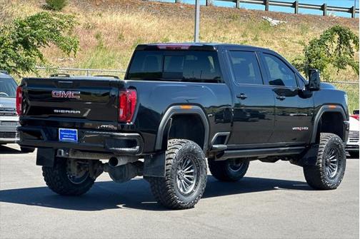 2022 GMC Sierra 2500 AT4