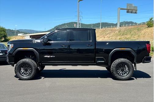2022 GMC Sierra 2500 AT4