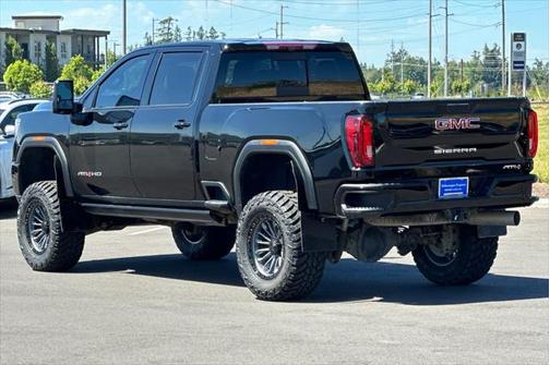 2022 GMC Sierra 2500 AT4