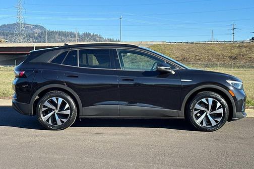 Deep Black Pearl 2023 Volkswagen ID.4 Pro