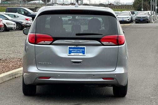 2019 Chrysler Pacifica LX