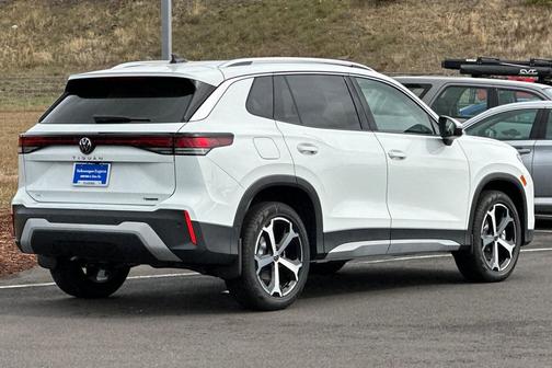 2025 Volkswagen Tiguan 2.0T SE 4MOTION