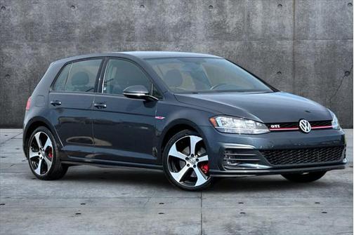 2018 Volkswagen Golf GTI 2.0T S 4-Door