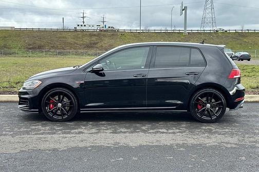 2021 Volkswagen Golf GTI 2.0T SE DSG