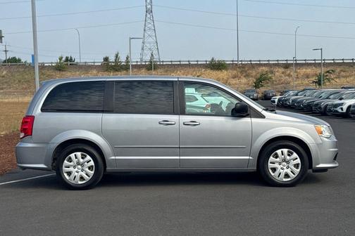 2017 Dodge Grand Caravan SE