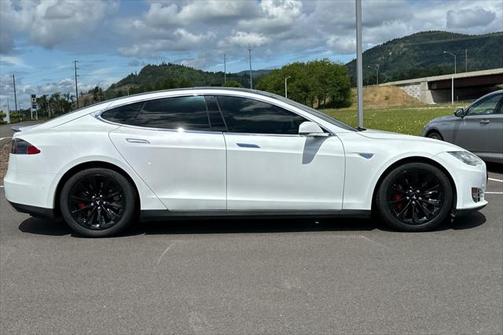 2016 Tesla Model S P90D