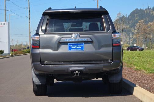 Magnetic Gray Metallic 2020 Toyota 4Runner SR5 Premium