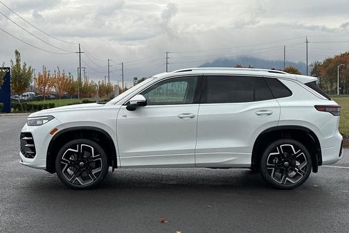 2026 Volkswagen Tiguan 2.0T SEL R-Line 4MOTION