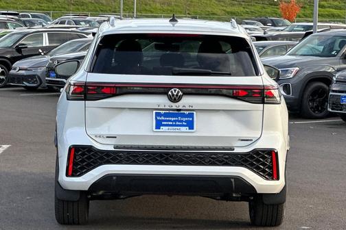 2026 Volkswagen Tiguan 2.0T SEL R-Line 4MOTION