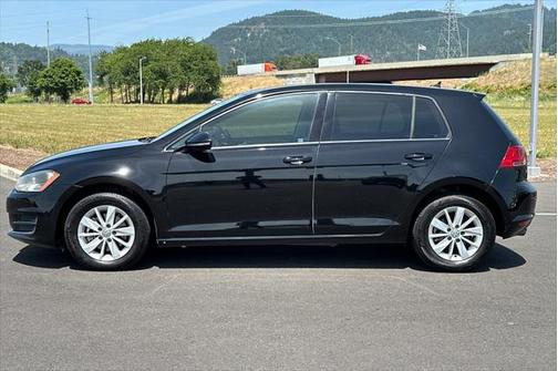 2015 Volkswagen Golf Auto TSI S w/Sunroof