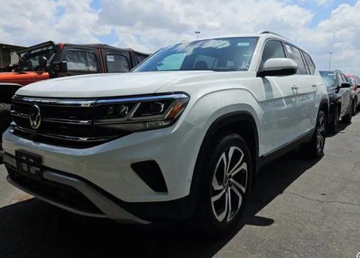 Pure White 2021 Volkswagen Atlas 3.6L SEL Premium