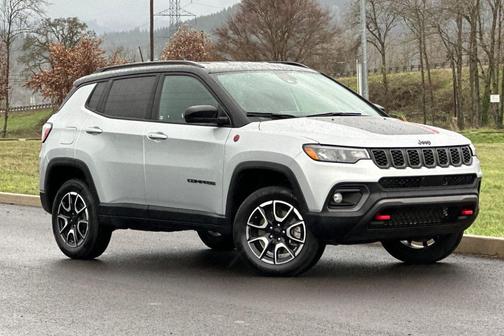 2024 Jeep Compass Trailhawk