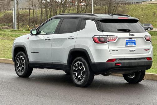 2024 Jeep Compass Trailhawk