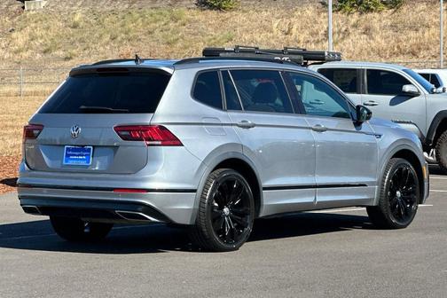 2021 Volkswagen Tiguan 2.0T SE R-Line Black