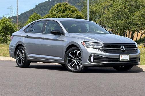 Pyrite Silver Metallic 2023 Volkswagen Jetta 1.5T Sport