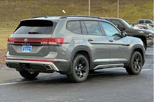 2025 Volkswagen Atlas 2.0T Peak Edition