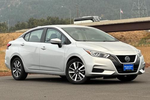 2021 Nissan Versa 1.6 SV
