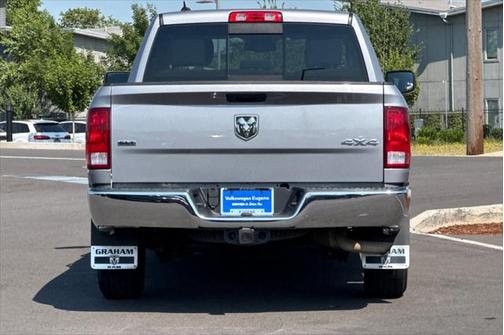 2019 RAM 1500 SLT