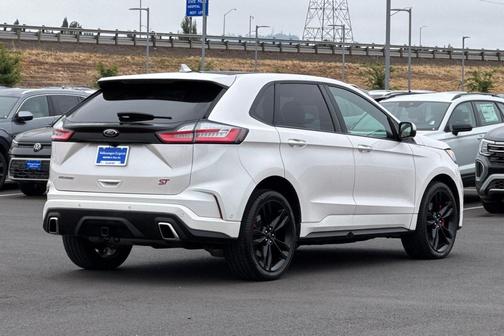 2019 Ford Edge ST