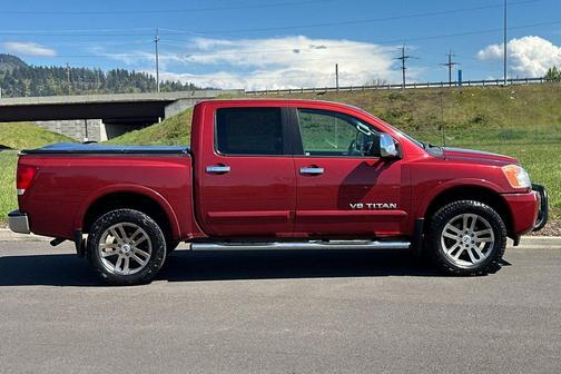 2013 Nissan Titan SL