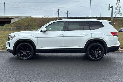 2026 Volkswagen Atlas 2.0T SE w/Technology 4MOTION