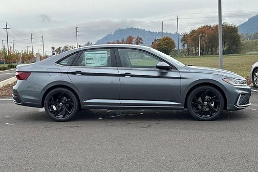 2026 Volkswagen Jetta 1.4T SE