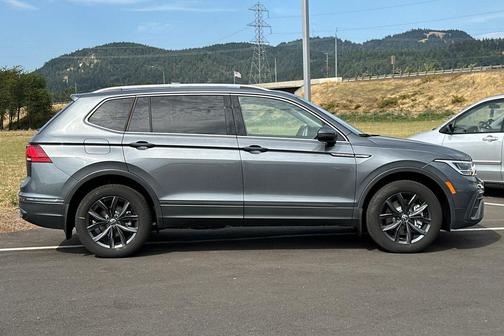 2024 Volkswagen Tiguan 2.0T SE 4MOTION