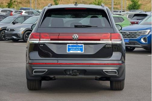 2025 Volkswagen Atlas 2.0T SE w/Technology 4MOTION