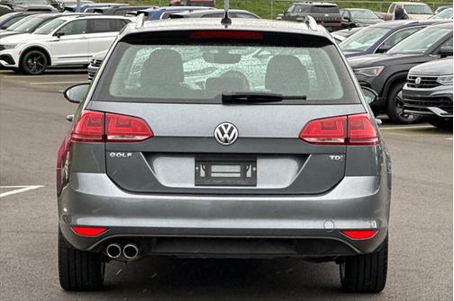 2015 Volkswagen Golf SportWagen TDI SEL 4-Door
