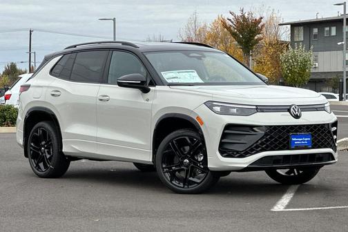 2025 Volkswagen Tiguan 2.0T SE R-Line Black 4MOTION