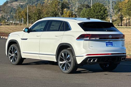 2026 Volkswagen Atlas Cross Sport 2.0T SEL Premium