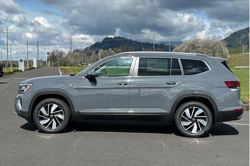 2025 Volkswagen Atlas 2.0T SEL