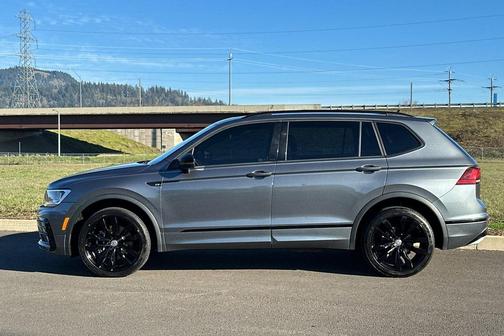 2021 Volkswagen Tiguan 2.0T SE R-Line Black 4MOTION