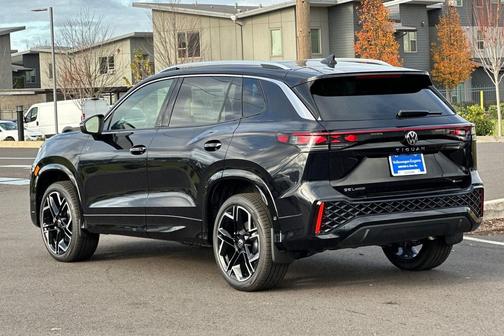 2026 Volkswagen Tiguan 2.0T SEL R-Line 4MOTION