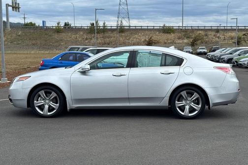 2013 Acura TL Technology