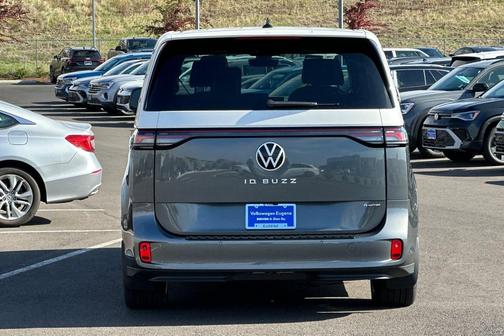 2025 Volkswagen ID. Buzz Pro S Plus with 4MOTION